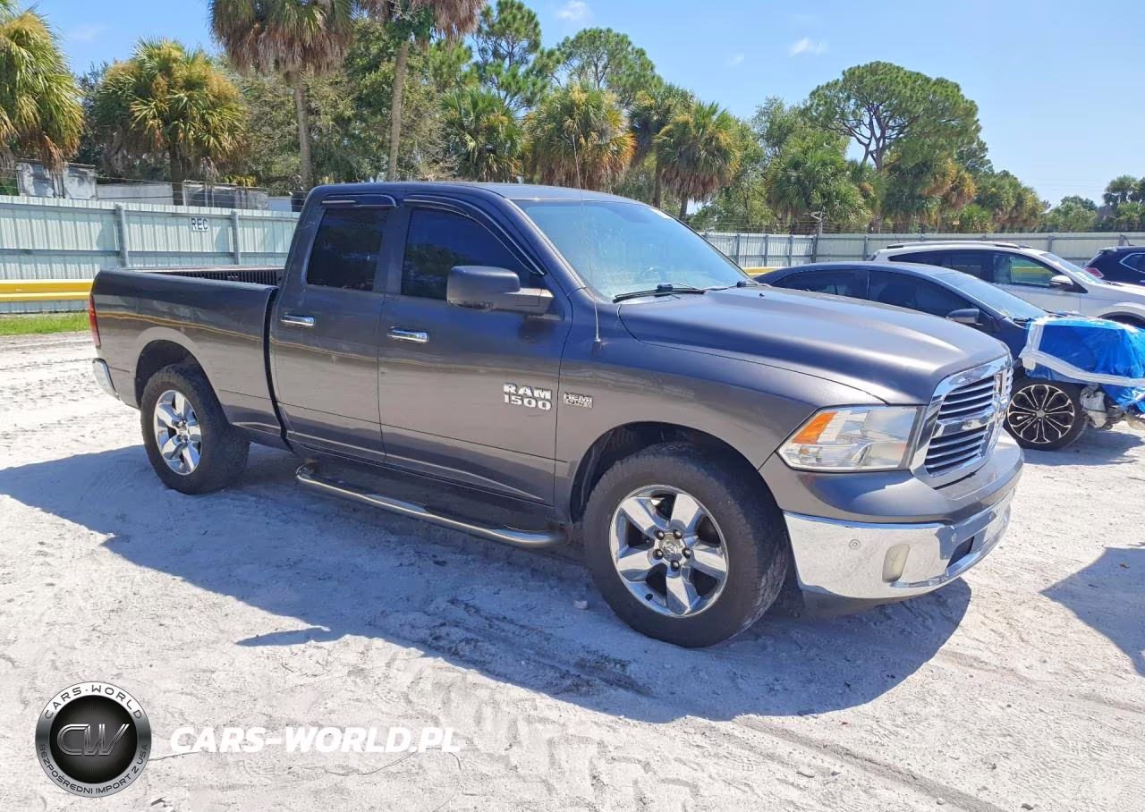 2017 Ram 1500 Slt VIN:1C6RR6GTXHS747323 - 4