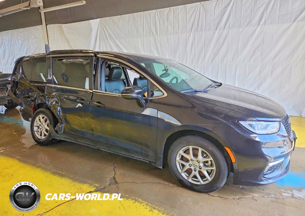 2025 Chrysler Pacifica Select VIN:2C4RC1BG2SR526797 - 4