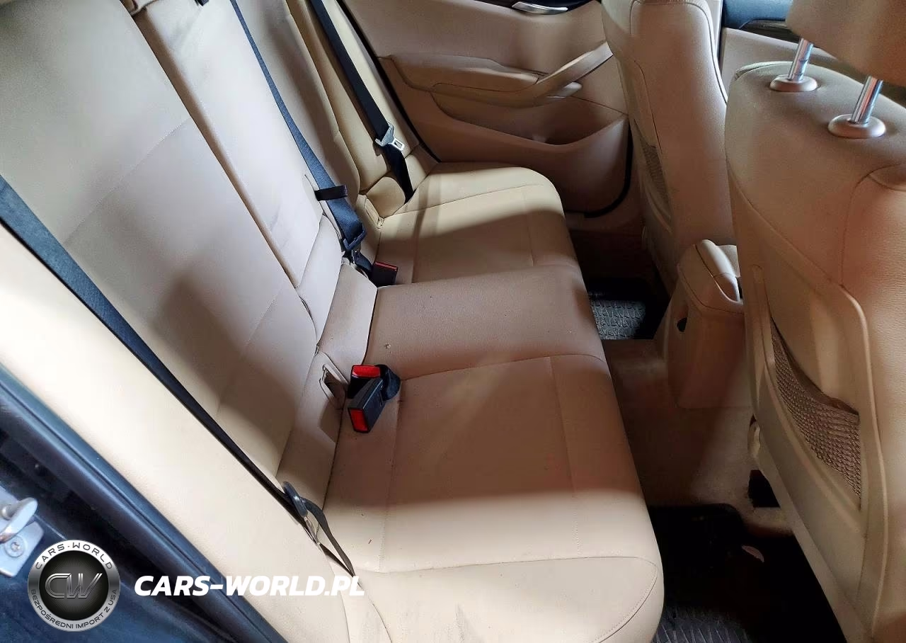 2015 BMW X1 xDrive28I VIN:WBAVL1C54FVY25056 - 11