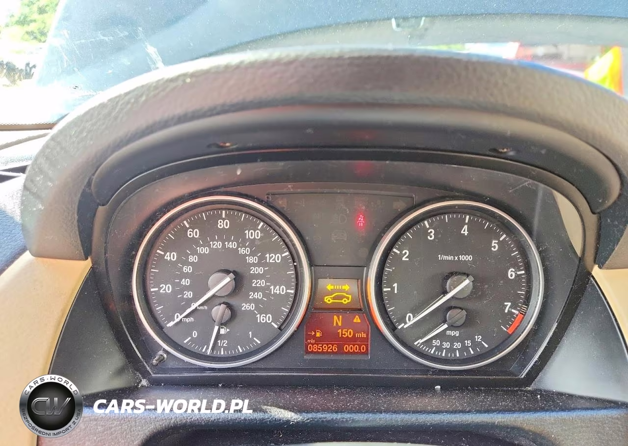 2015 BMW X1 xDrive28I VIN:WBAVL1C54FVY25056 - 9