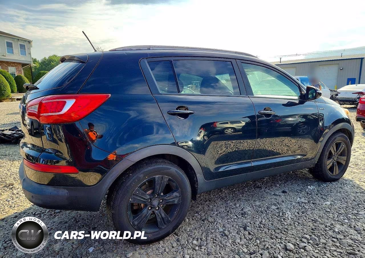 2012 Kia Sportage Lx VIN:KNDPBCA25C7229019 - 3