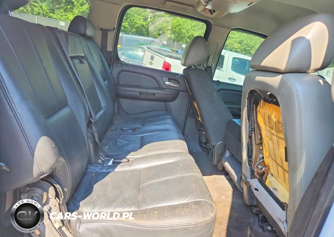2007 Chevrolet Suburban C1500 VIN:3GNFC16017G319466 - 11