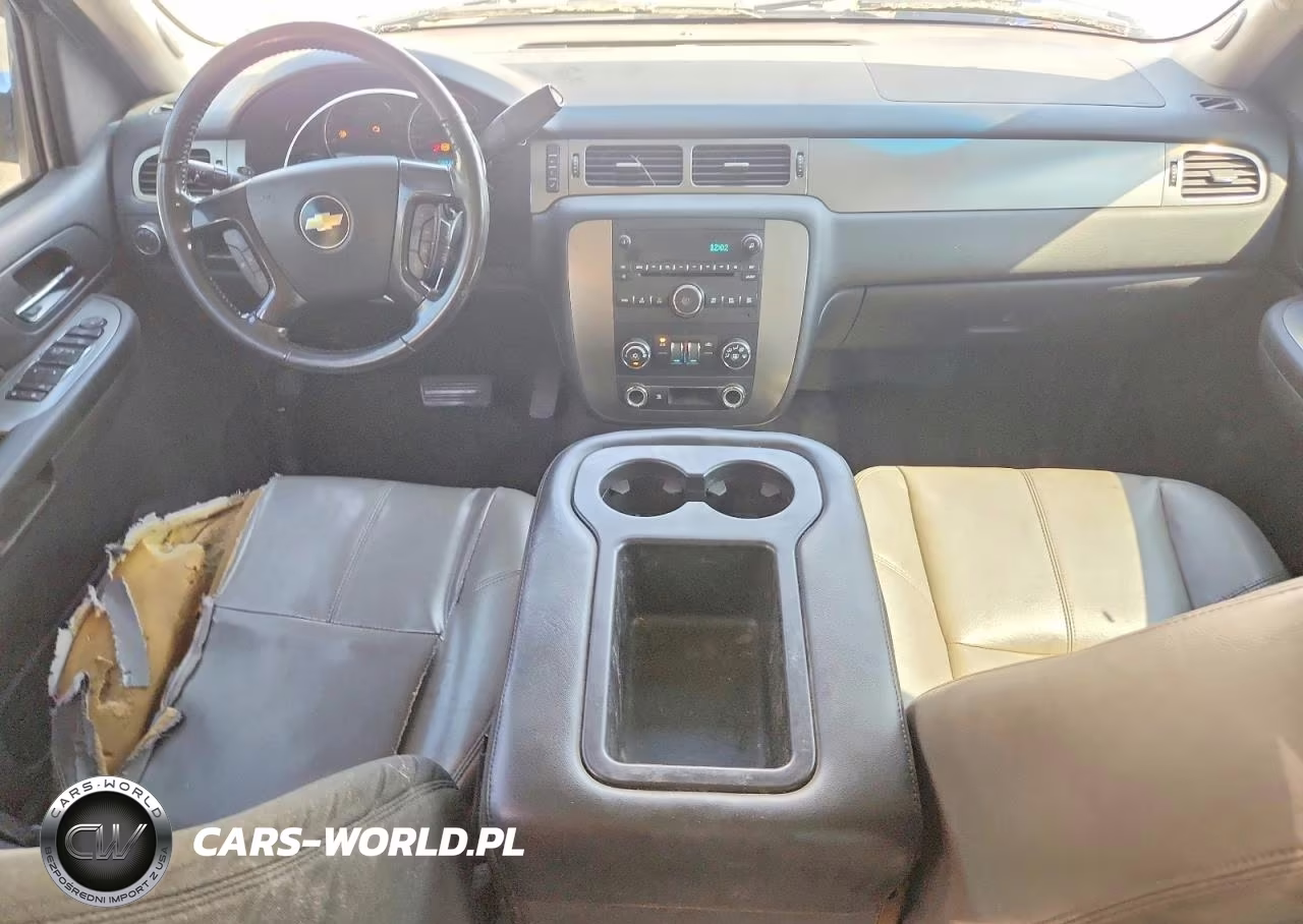 2007 Chevrolet Suburban C1500 VIN:3GNFC16017G319466 - 8