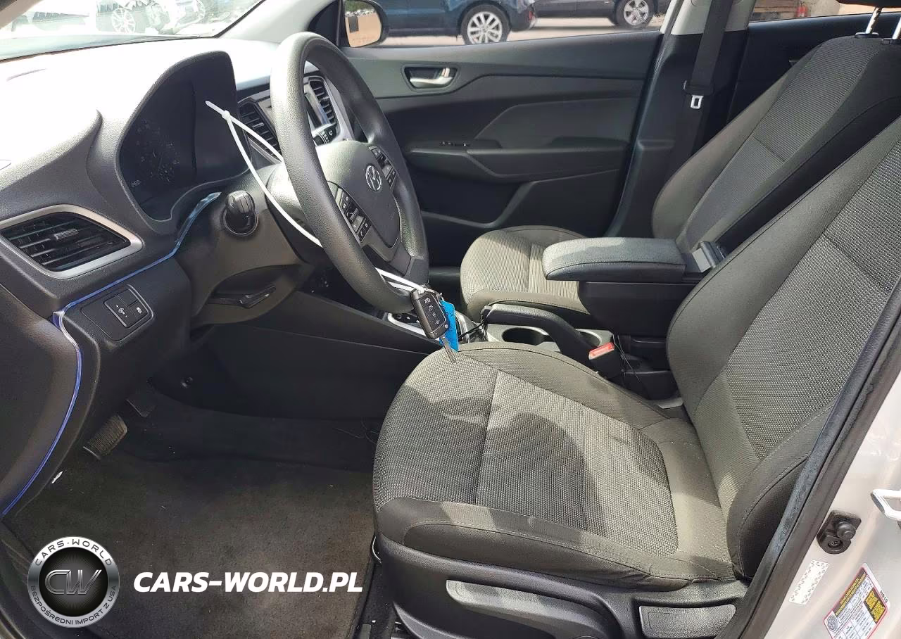 2019 Hyundai Accent Se VIN:3KPC24A30KE084855 - 7