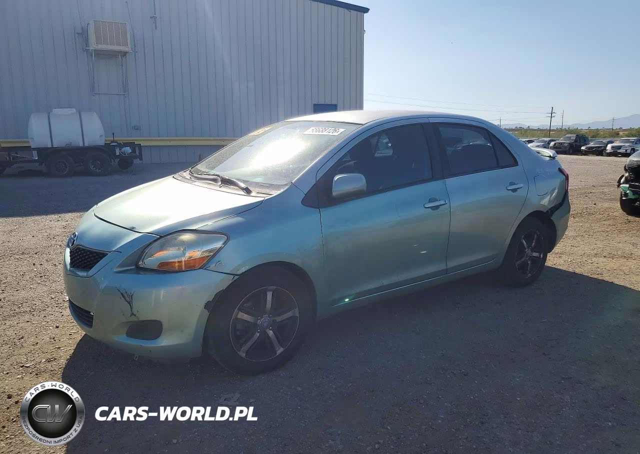 2009 Toyota Yaris Base
