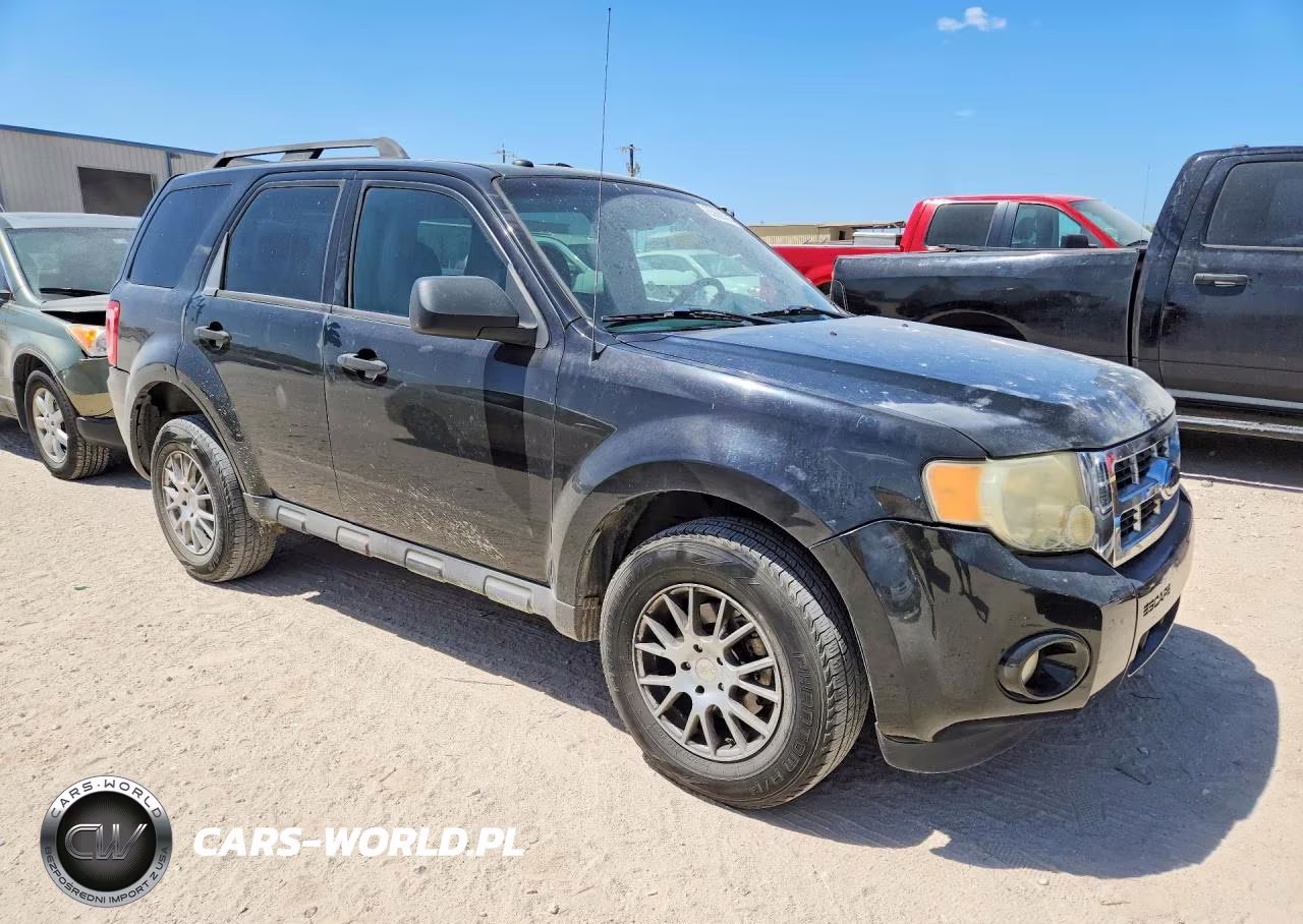 2009 Ford Escape Xlt VIN:1FMCU03GX9KA62660 - 4