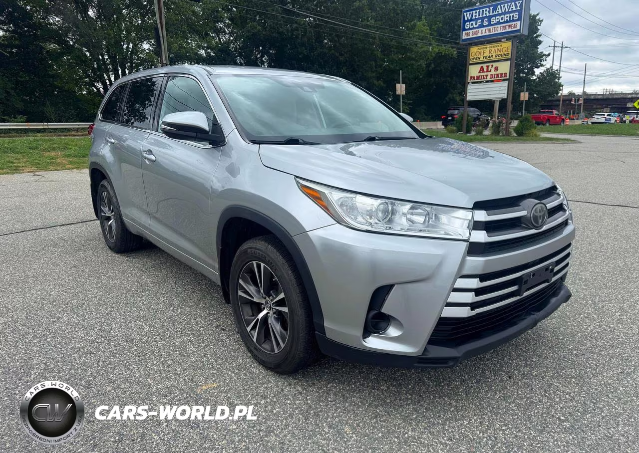 2018 Toyota Highlander Le
