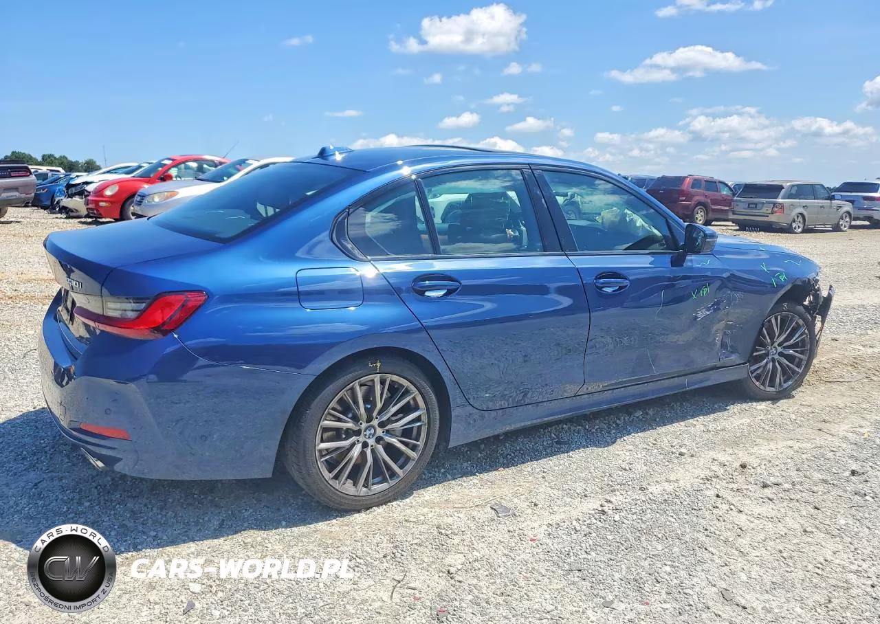 2023 BMW 330I VIN:3MW69FF02P8D24946 - 3