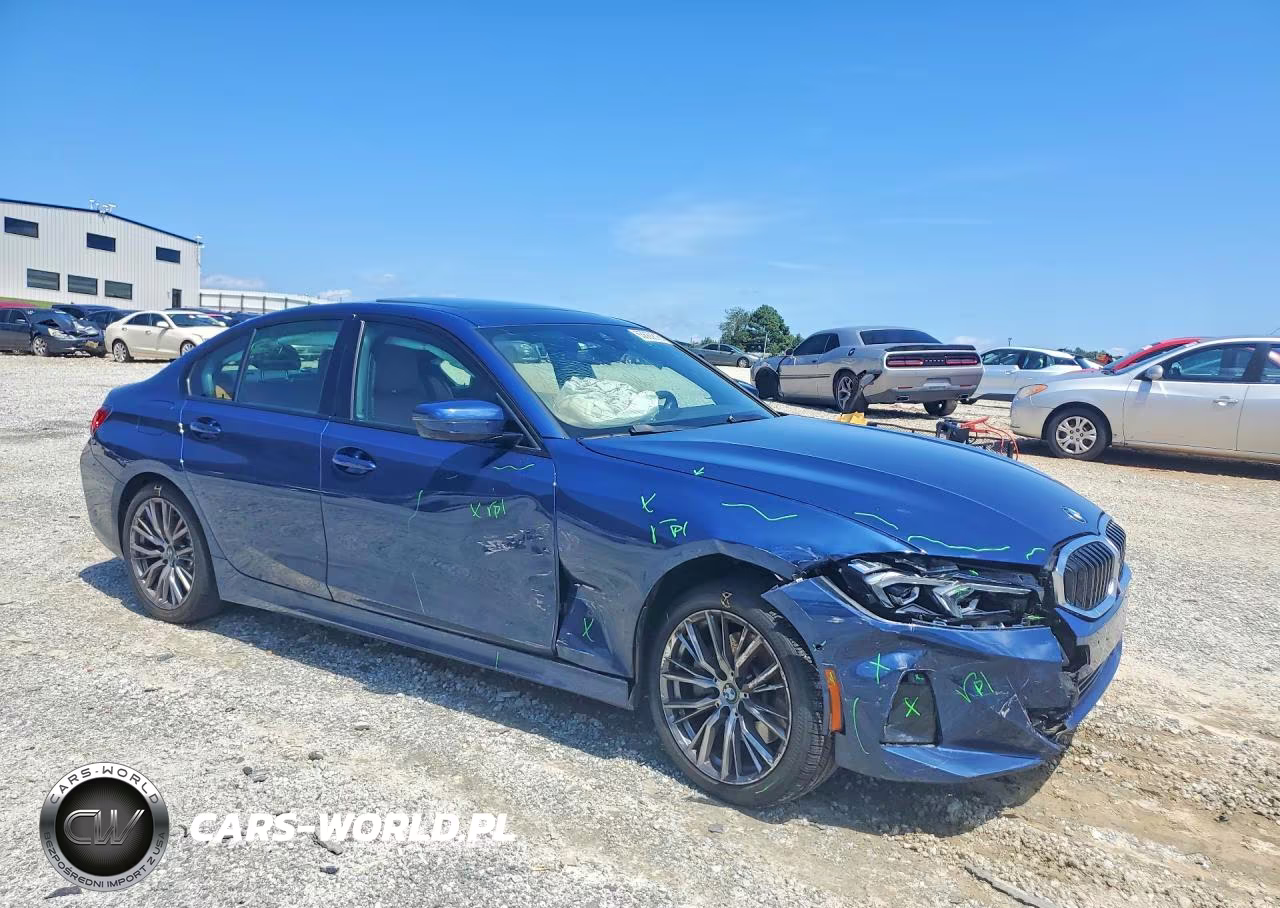 2023 BMW 330I VIN:3MW69FF02P8D24946 - 4