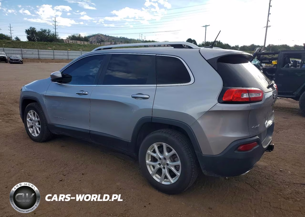 2015 Jeep Cherokee Latitude VIN:1C4PJMCS7FW546719 - 2