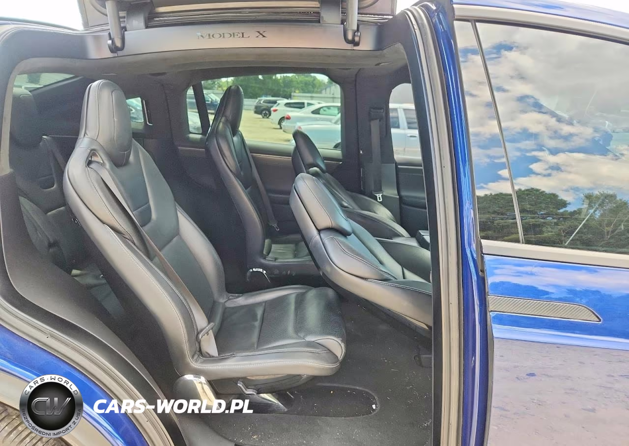 2016 Tesla Model X VIN:5YJXCBE21GF018143 - 11