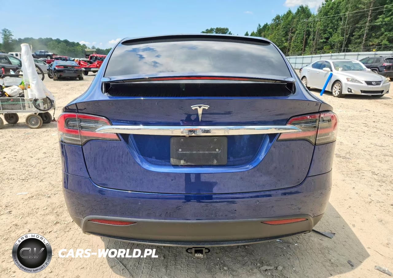 2016 Tesla Model X VIN:5YJXCBE21GF018143 - 6
