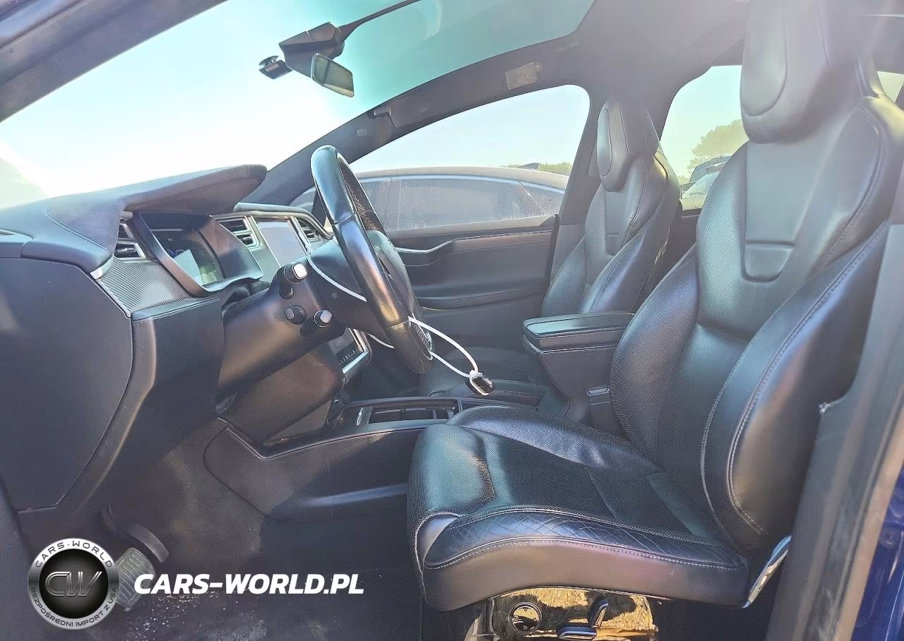 2016 Tesla Model X VIN:5YJXCBE21GF018143 - 7