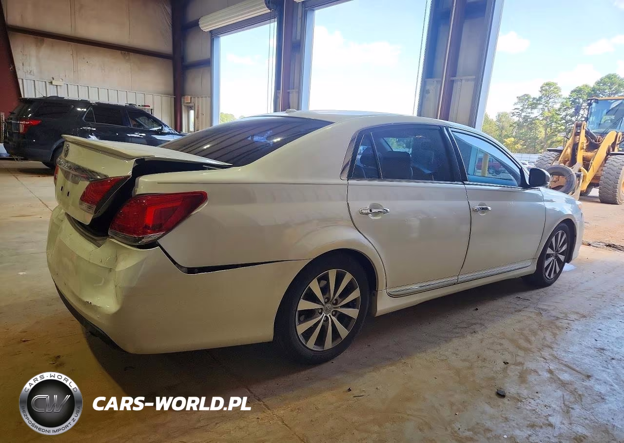 2011 Toyota Avalon Limited VIN:4T1BK3DB0BU422325 - 3