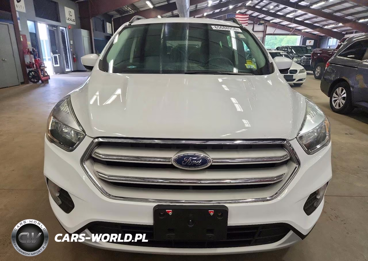 2018 Ford Escape Se VIN:1FMCU9GD7JUA26406 - 5