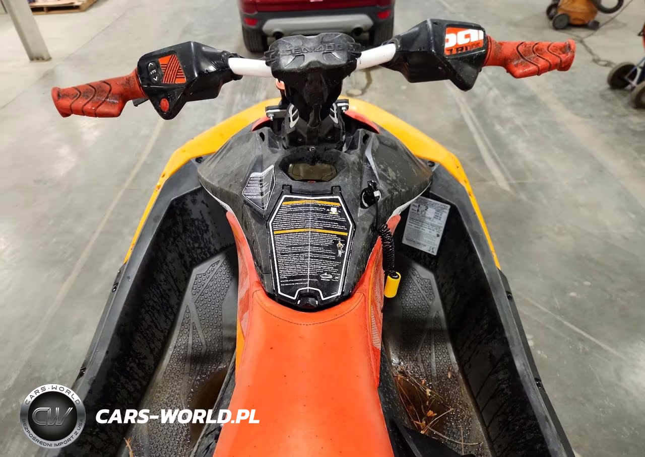 2018 Sea-Doo Jet Ski VIN:YDV72013B818 - 5
