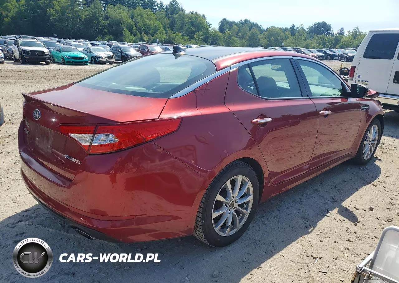 2013 Kia Optima Sx VIN:5XXGR4A60DG233332 - 3