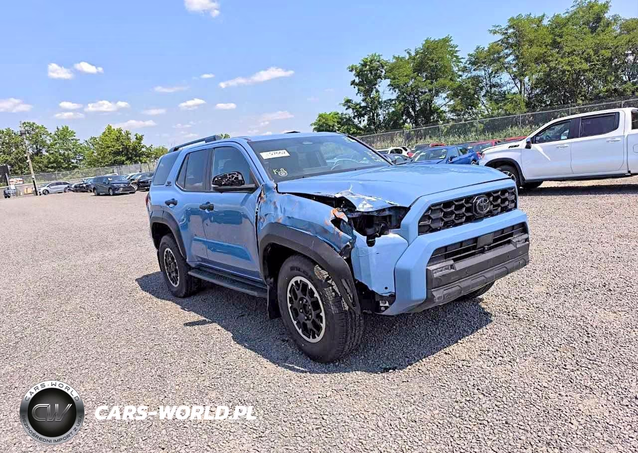 2025 Toyota 4Runner Sr5 VIN:JTEVA5BR0S5024845 - 3
