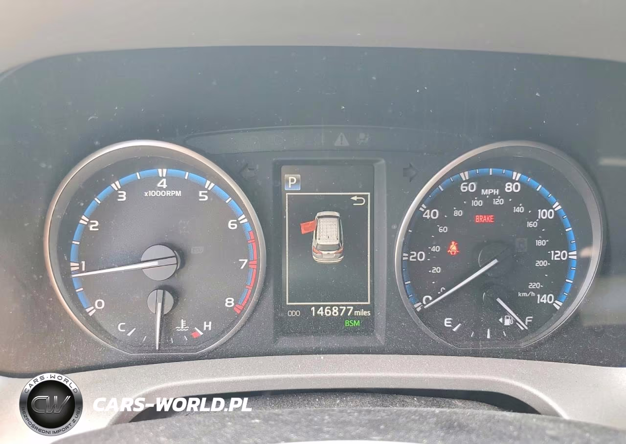 2018 Toyota Rav4 Xle VIN:2T3RFREV8JW744523 - 9