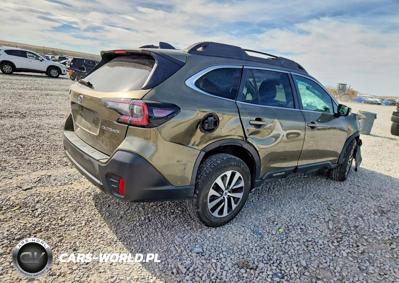 2020 Subaru Outback Premium VIN:4S4BTACC5L3223063 - 3