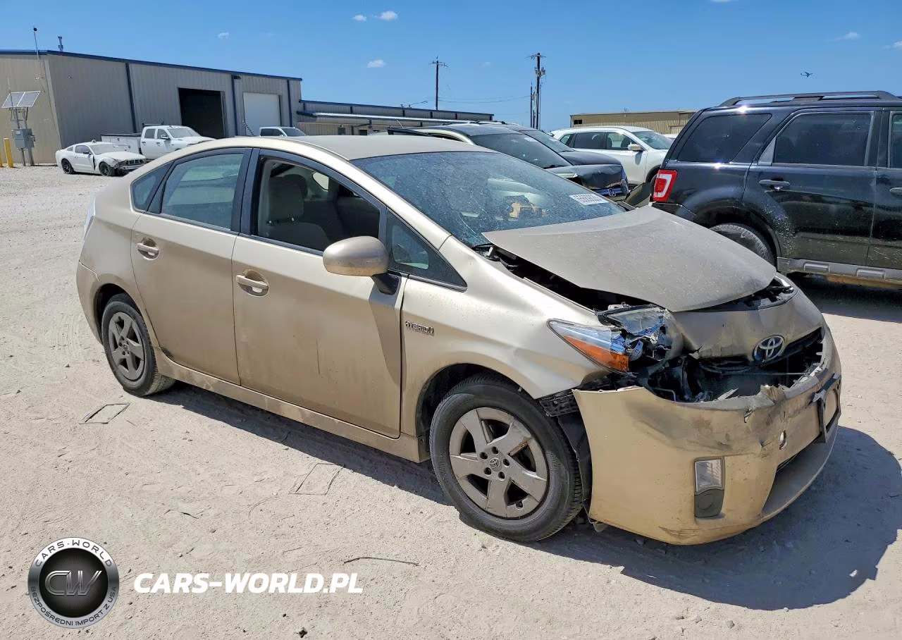 2011 Toyota Prius Two VIN:JTDKN3DU2B1437357 - 4