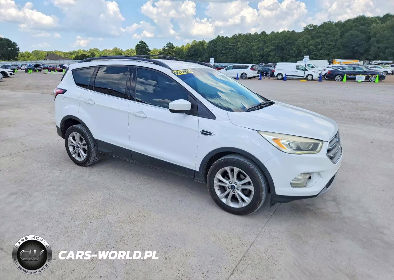 2017 Ford Escape Se VIN:1FMCU0GD7HUE42803 - 4