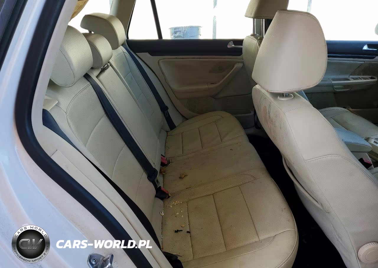 2010 Volkswagen Jetta Se VIN:3VWPX7AJ3AM692437 - 10