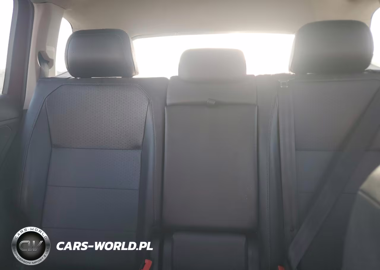 2018 Volkswagen Tiguan Se VIN:3VV3B7AX0JM008529 - 10