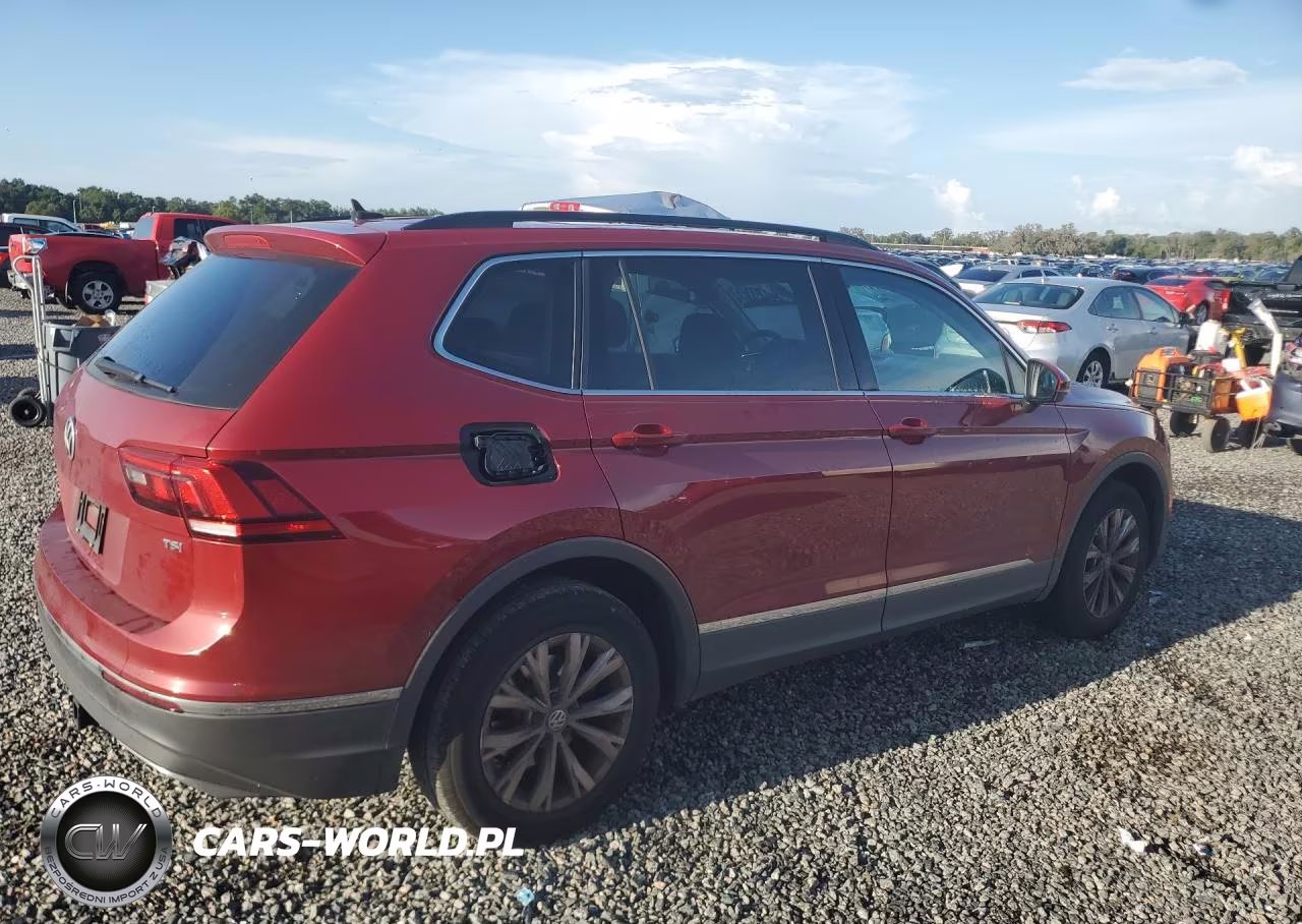 2018 Volkswagen Tiguan Se VIN:3VV3B7AX0JM008529 - 3