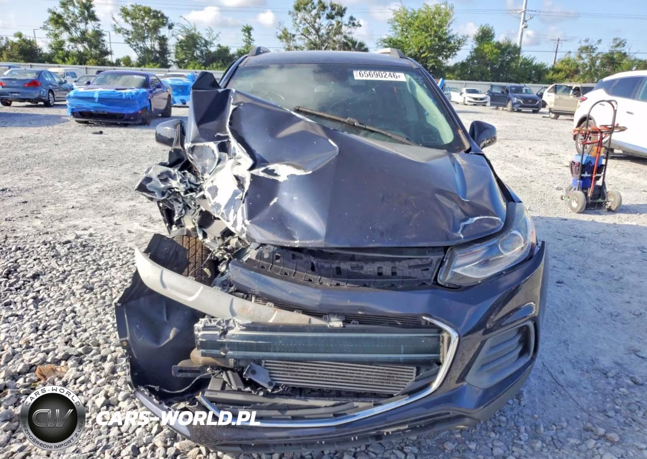 2021 Chevrolet Trax 1Lt VIN:KL7CJPSB3MB345385 - 5
