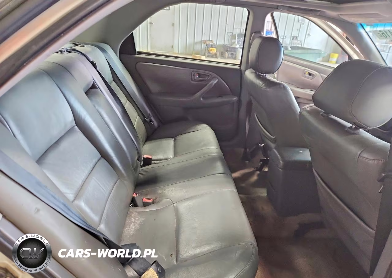 2000 Toyota Camry Le V6 VIN:4T1BF28KXYU102303 - 10