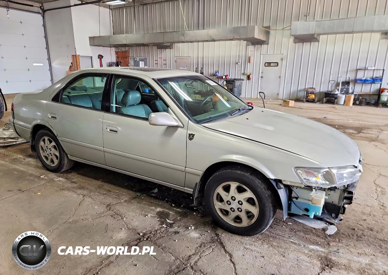 2000 Toyota Camry Le V6 VIN:4T1BF28KXYU102303 - 4