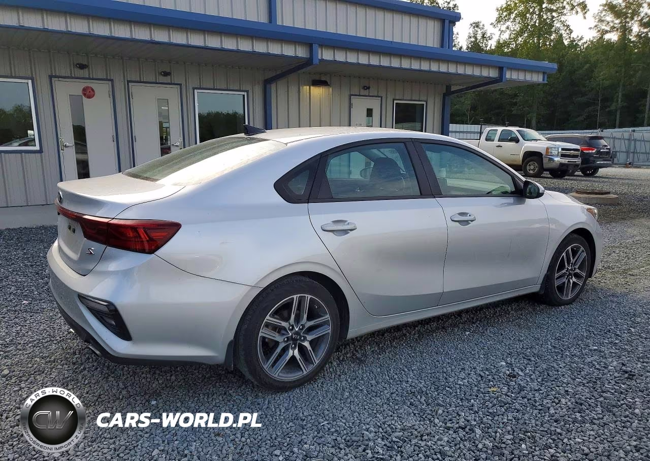2019 Kia Forte S VIN:3KPF34AD5KE063731 - 3