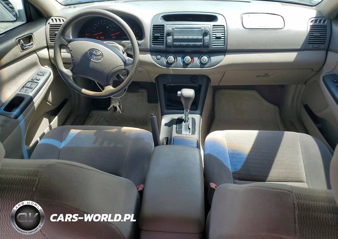 2005 Toyota Camry Le VIN:4T1BE32K15U404284 - 8