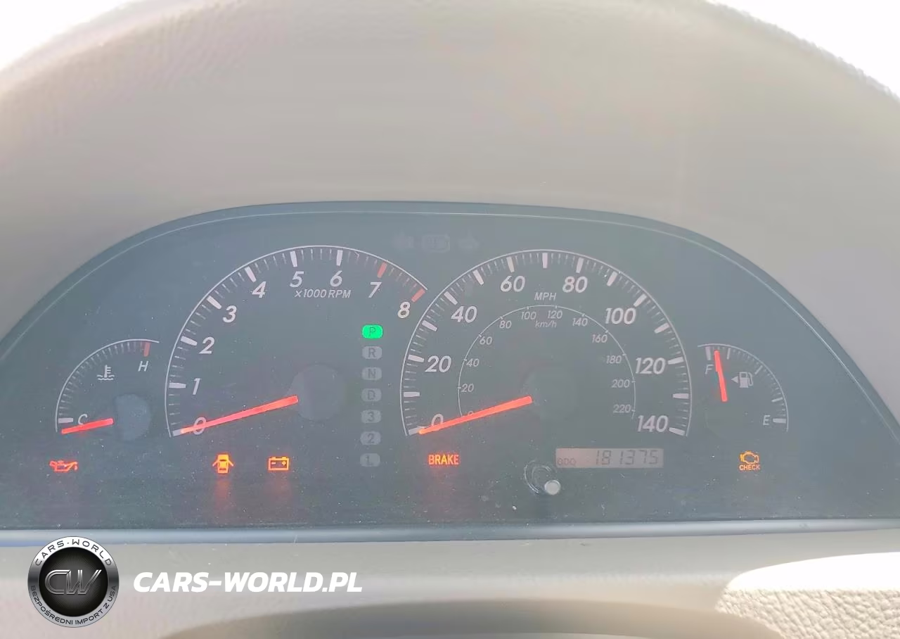 2005 Toyota Camry Le VIN:4T1BE32K15U404284 - 9