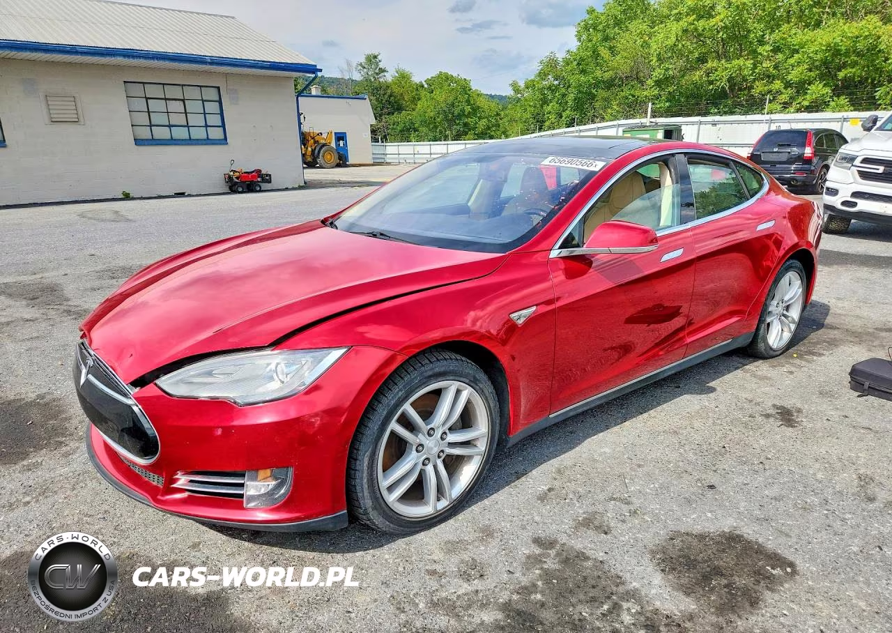 2014 Tesla Model S