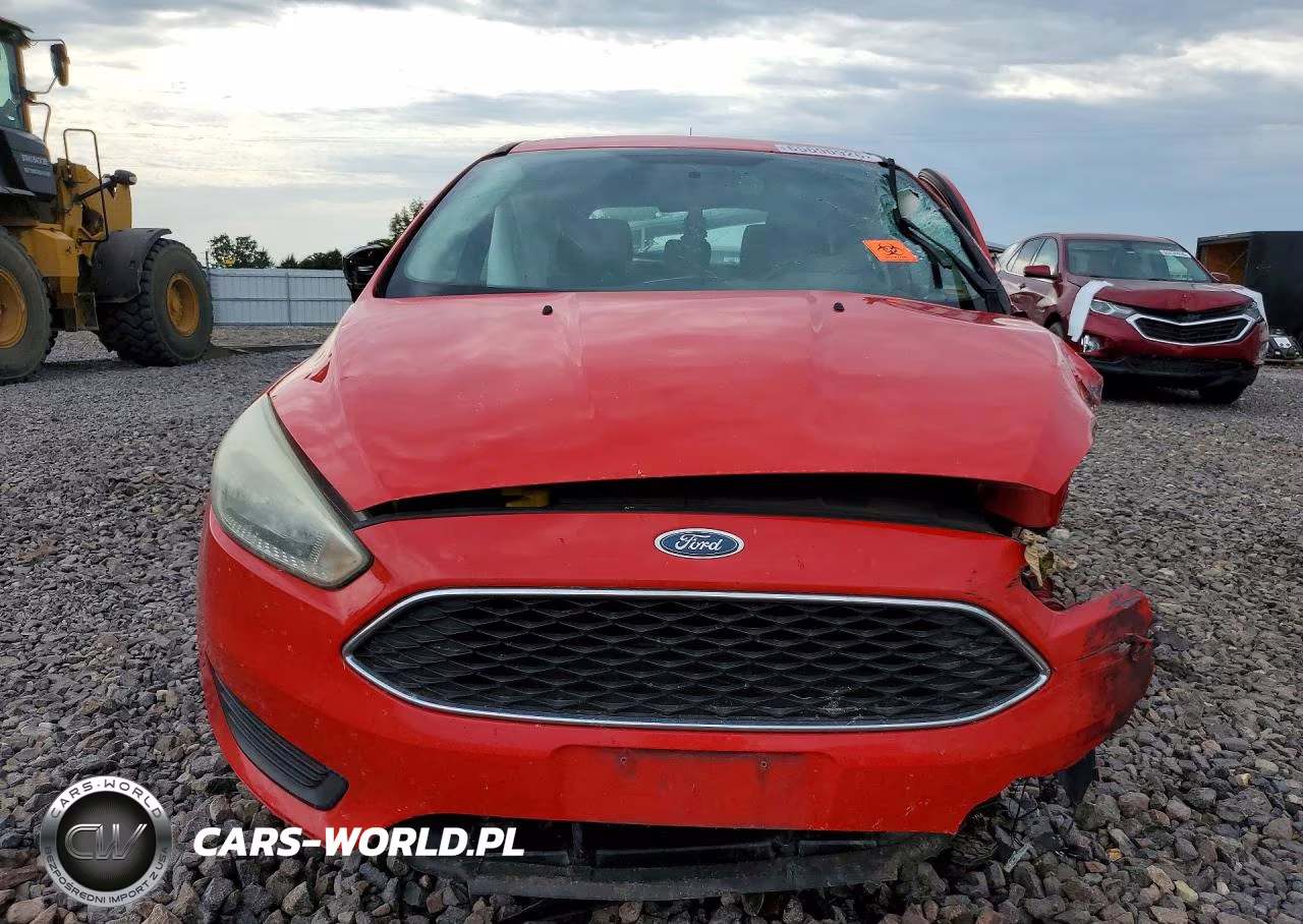 2017 Ford Focus Se VIN:1FADP3K25HL249276 - 5
