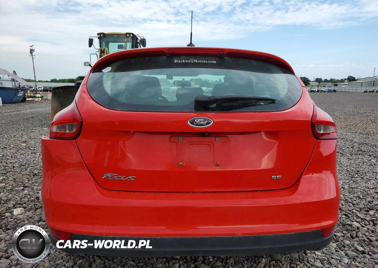 2017 Ford Focus Se VIN:1FADP3K25HL249276 - 6