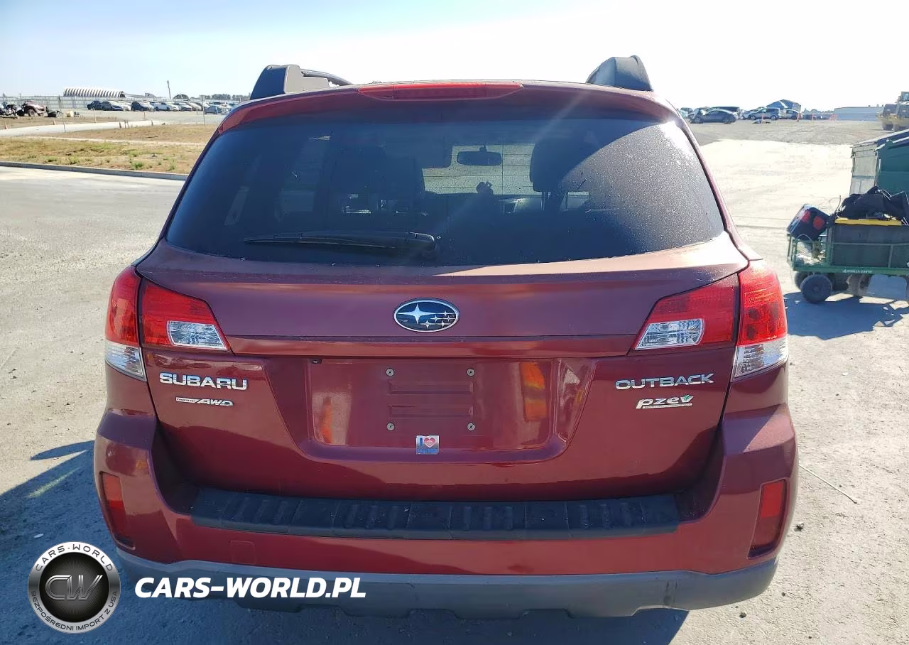 2011 Subaru Outback 2.5I Premium VIN:4S4BRBGC8B3370748 - 6