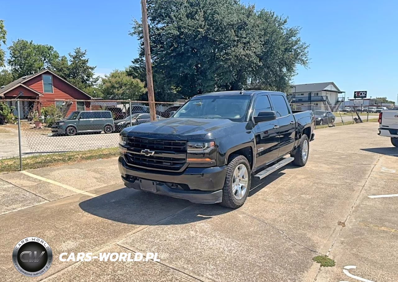 2018 Chevrolet Silverado C1500 Custom VIN:3GCPCPEC0JG496674 - 2