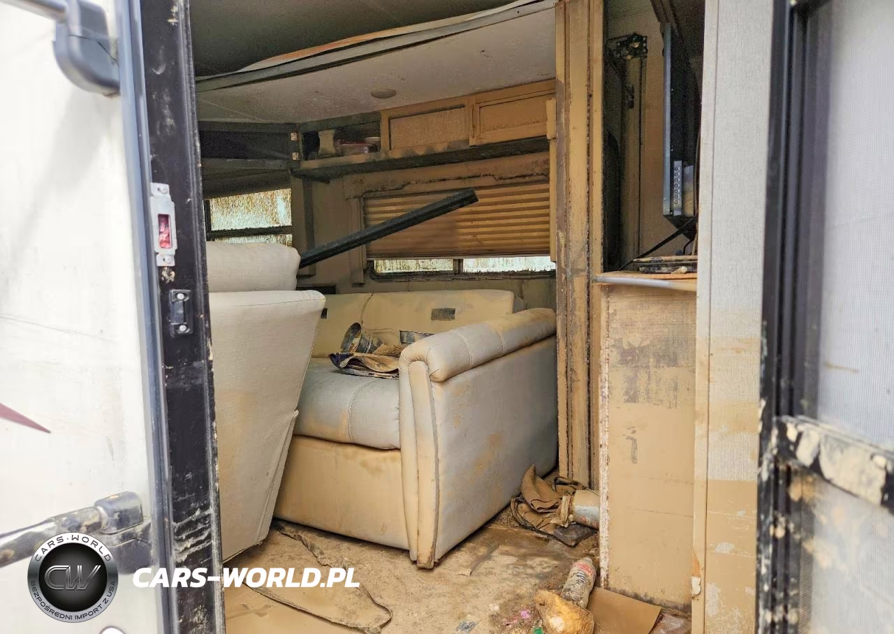 2019 Keystone Coleman Camper VIN:4YDT28124KM930112 - 9