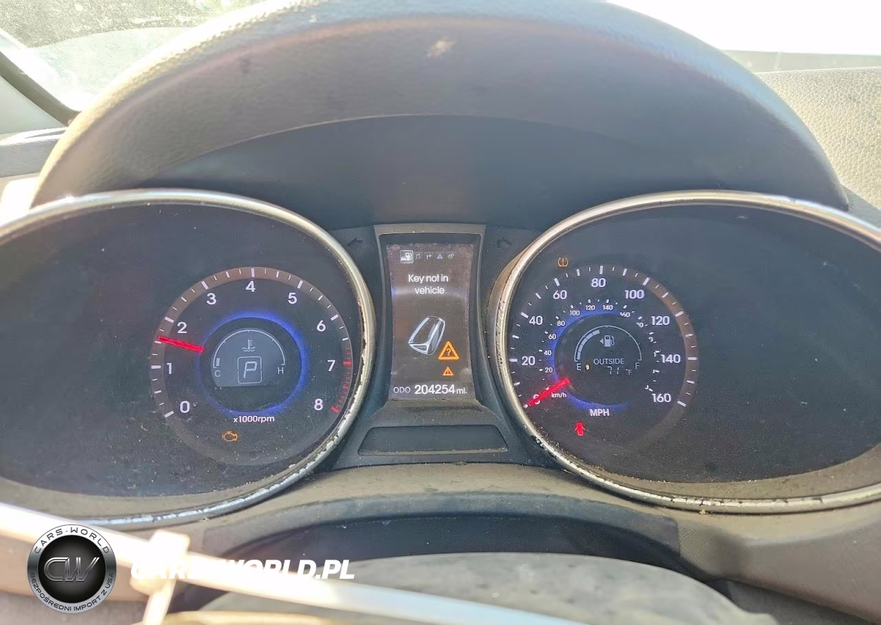 2013 Hyundai Santa Fe Sport 2.4L VIN:5XYZUDLB3DG043201 - 9