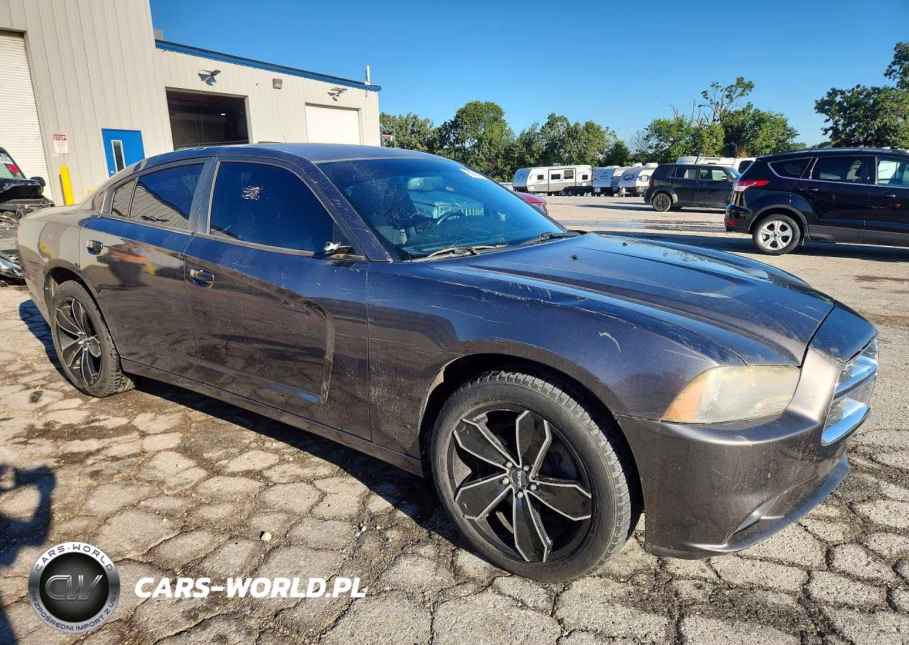 2013 Dodge Charger V6 VIN:2C3CDXFG1DH722775 - 4
