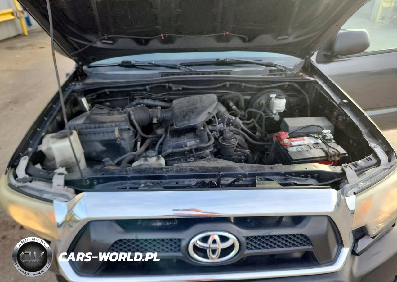2012 Toyota Tacoma Double Cab VIN:5TFJX4GN6CX011833 - 11