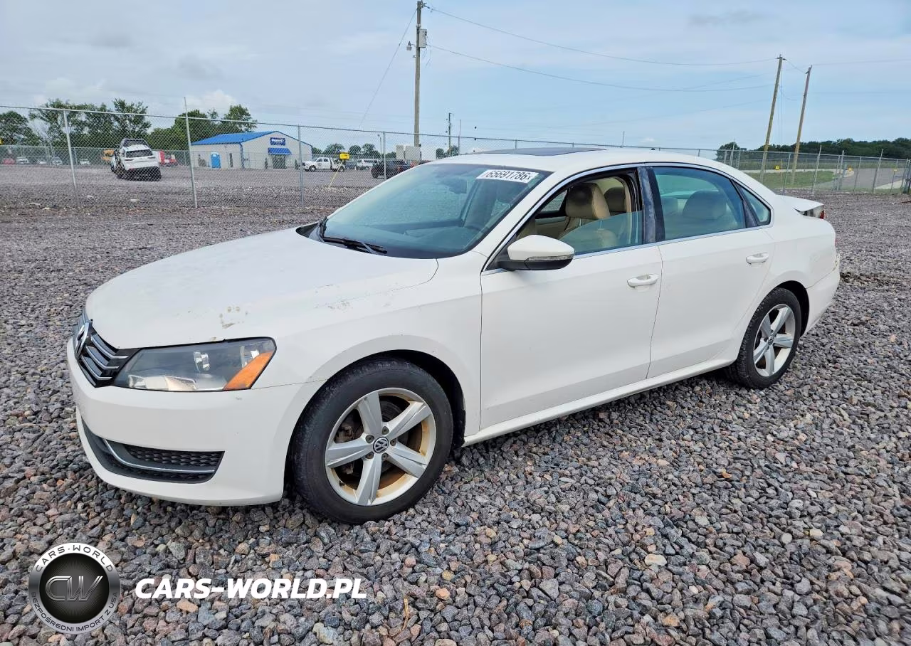 2012 Volkswagen Passat Se VIN:1VWBH7A37CC090010 - 1