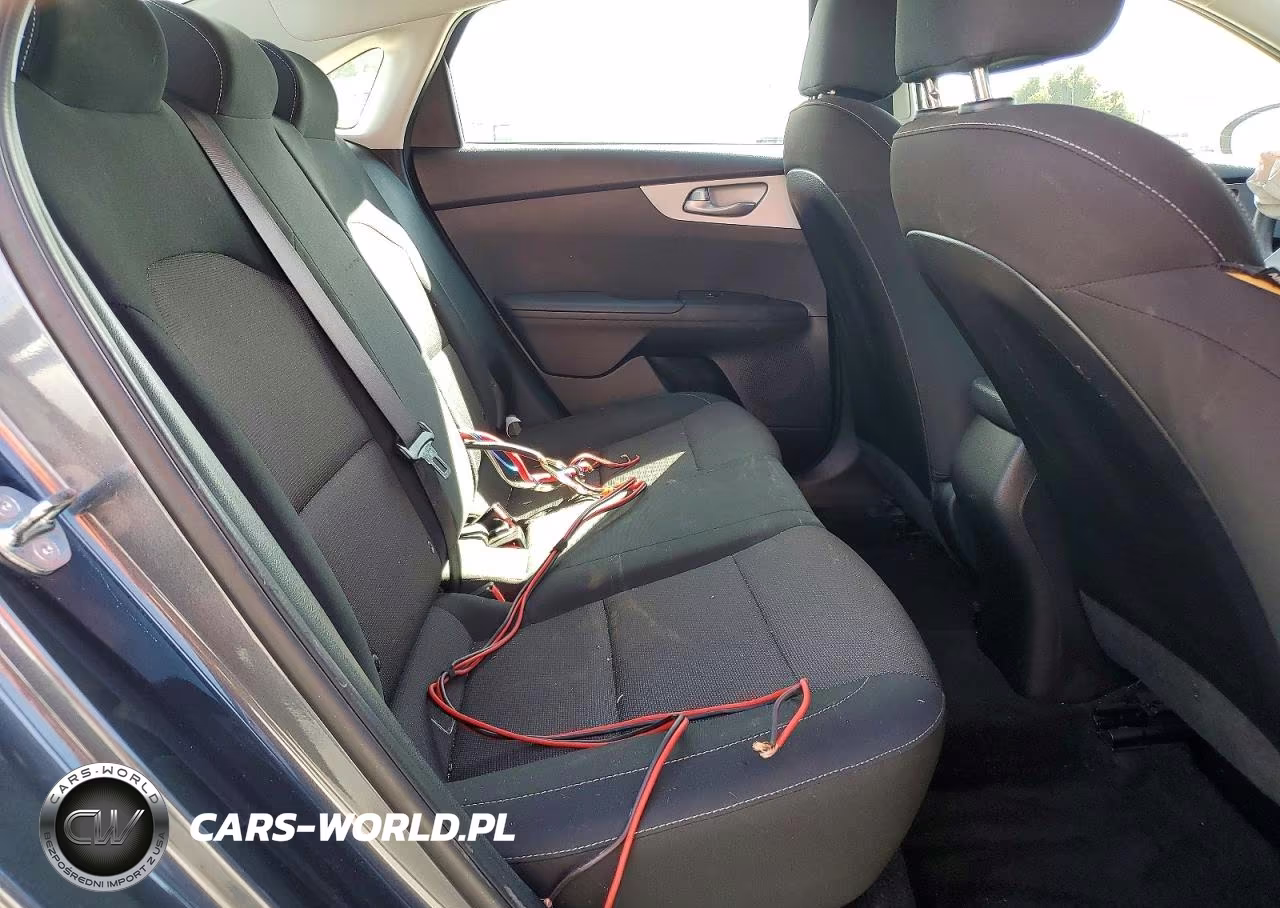 2023 Kia Forte Lxs VIN:3KPF24ADXPE649934 - 10