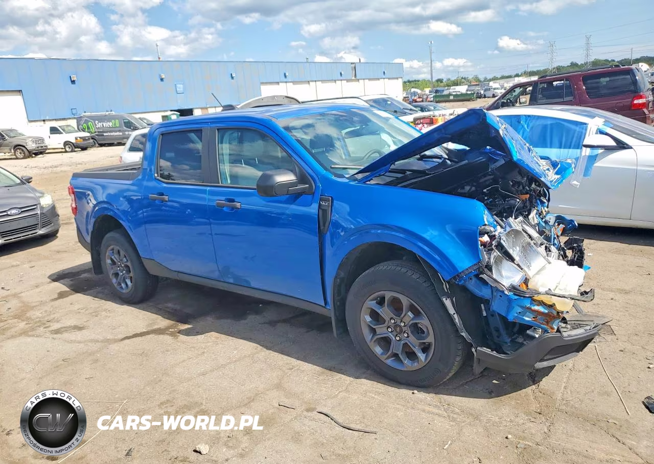 2025 Ford Maverick Xlt VIN:3FTTW8J32SRA00197 - 4