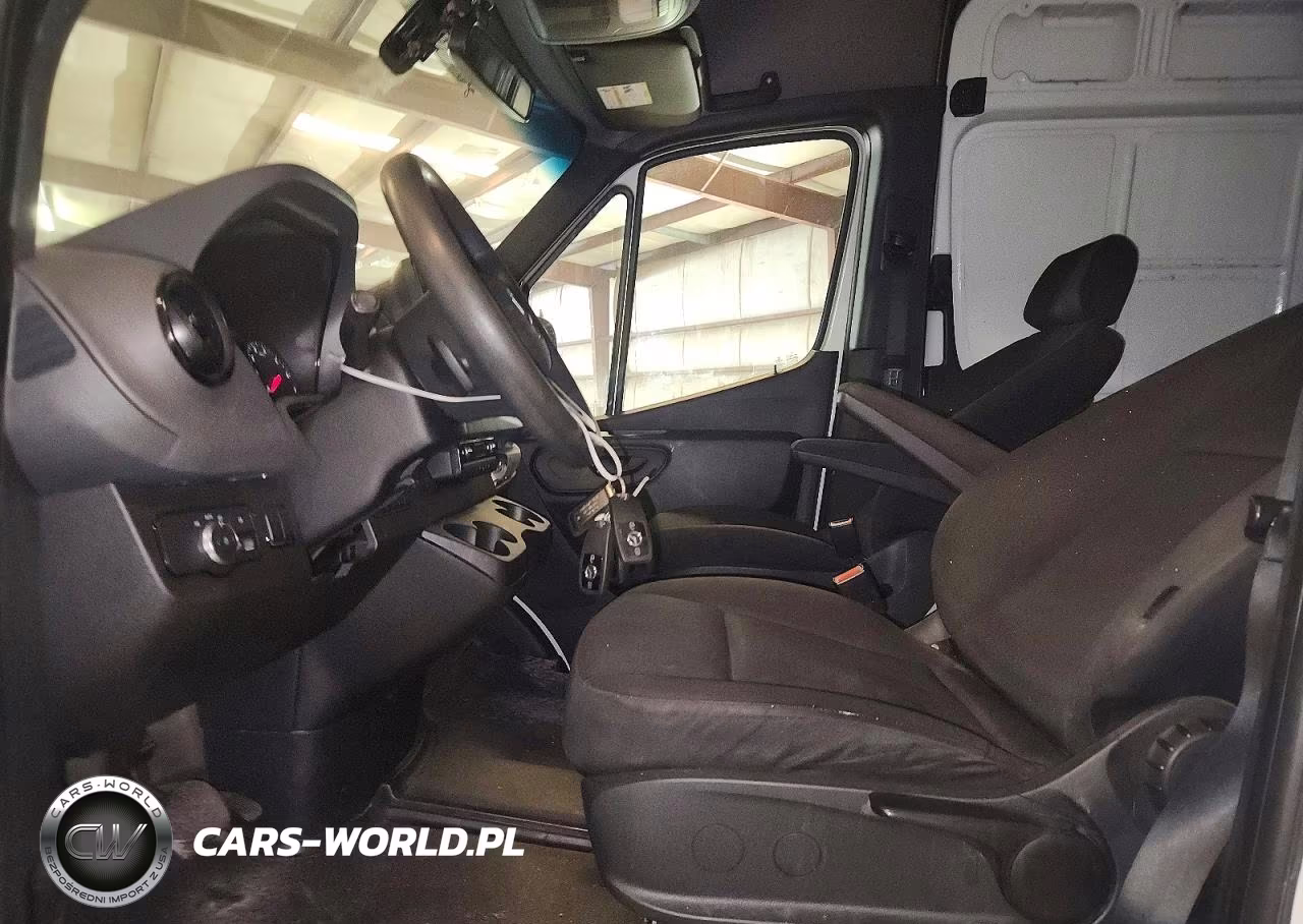 2020 Mercedes-Benz Sprinter 2500 Delivery Van VIN:W1W40BHY3LT035761 - 7