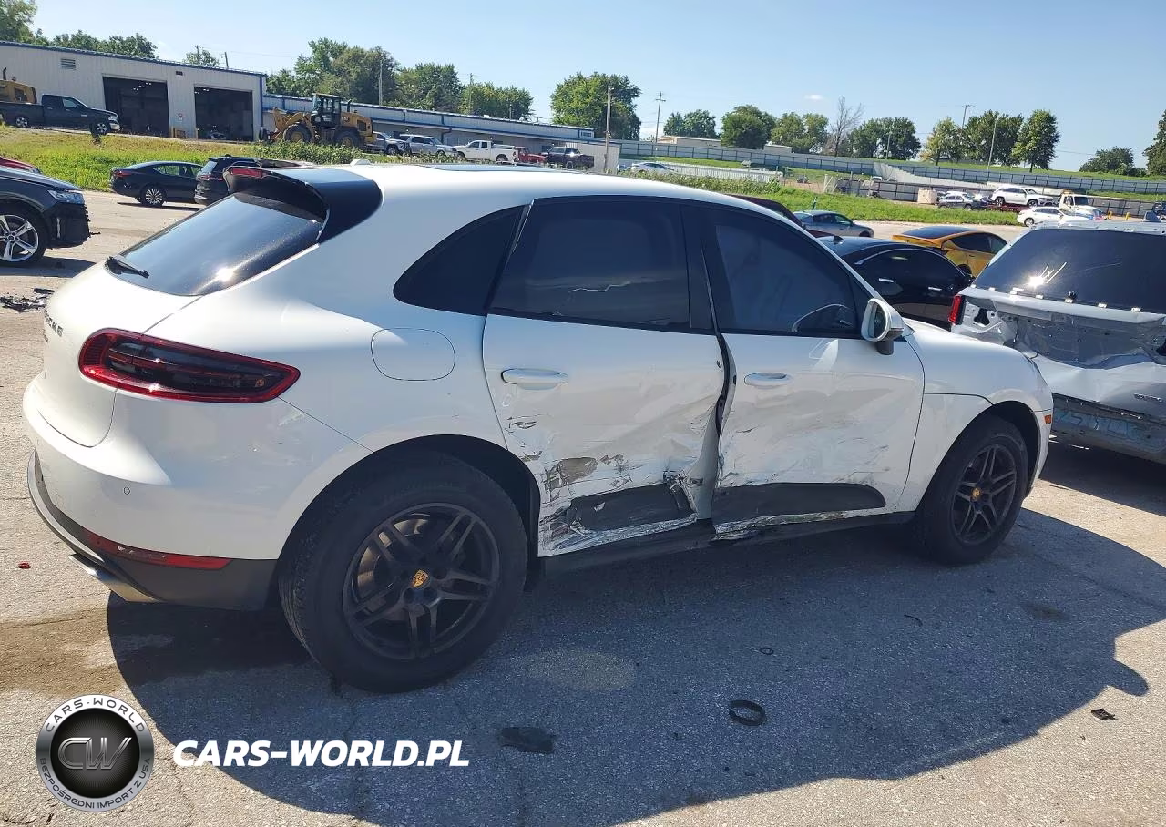 2018 Porsche Macan VIN:WP1AA2A5XJLB04002 - 3