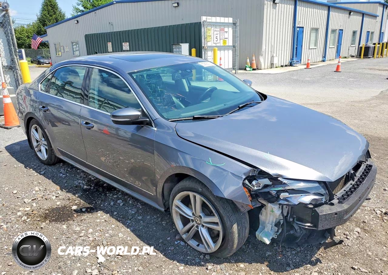 2015 Volkswagen Passat Se VIN:1VWBT7A30FC073293 - 4